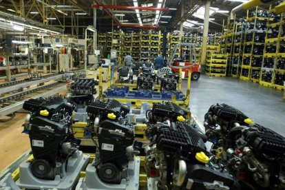 Imagen del almacén de la factoría de motores de Renault. MIRIAM CHACÓN