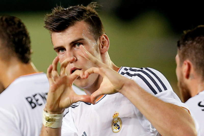Bale festeja su primer gol como jugador del Real Madrid.