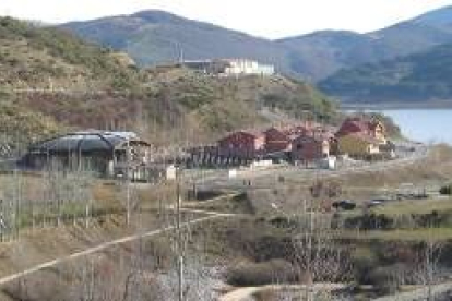 El nuevo centro eléctrico cubrirá las zonas del ferial de Riaño que cuenta con nuevas viviendas