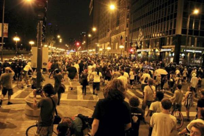 Veteranos de guerra o miembros del movimiento 'Ocupa Wall Street' fueron algunos de los colectivos que se concentraron para protestar contra la guerra, el cambio climático y otras dolencias más. Foto: RICARDO MIR DE FRANCIA / Chicago