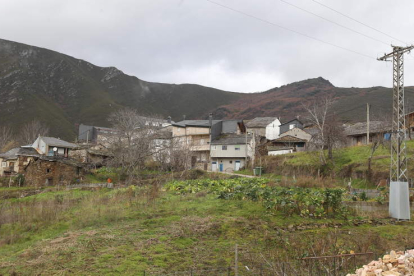 Vista parcial de la localidad de Oencia, de donde partió la denuncia anónima. ANA F. BARREDO