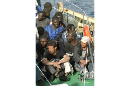 Una barca con 28 subsaharianos que iba a Fuerteventura fue detenida