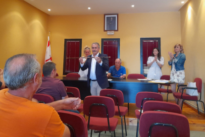 Marcelo Alonso renueva como alcalde de Matanza de los Oteros. DL
