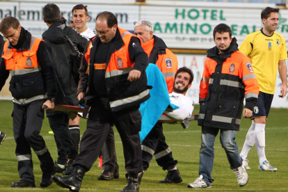 Hedrera recayó de su lesión ante el Burgos CF.