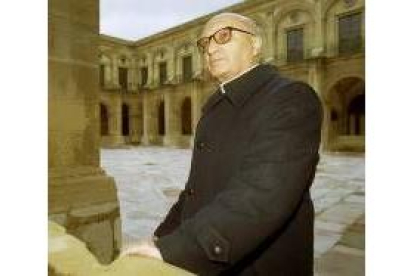 Imagen de archivo de Antonio Viñayo, abad emérito de San Isidoro