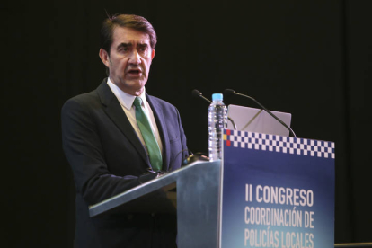El consejero de Medio Ambiente, Vivienda y Ordenación del Territorio, Juan Carlos Suárez-Quiñones. MARIAM A. MONTESINOS