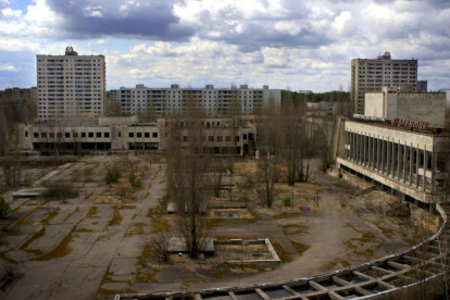 La ciudad de Chernóbil, desierta y abandonada, en una imagen de 2011. RICARDO MARQUINA