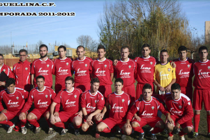 Formación del equipo del Veguellina, que milita en la 1.ª División Provincial de Aficionados.