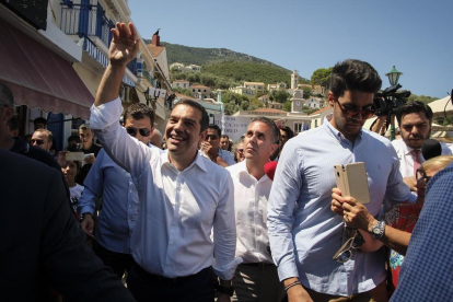 El primer ministro griego, Alexis Tsipras, en su visita a la isla de Ítaca en pasado martes