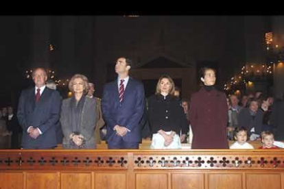 El Príncipe y doña Letizia acudieron el domingo de Pascua a la misa de la catedral de Palma, una tradición de la familia real.