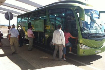 Autocar autobús excursión viaje. C VILLA 08/09/2013