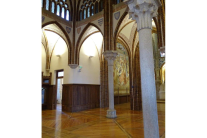 Vista del interior del Palacio de Gaudí de la ciudad maragata. DL