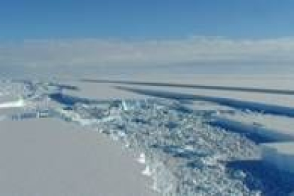 Las dimensiones de la fractura del hielo es la segunda más importante de los últimos diez años