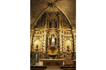 Retablo barroco de la capilla de Santo Martino.