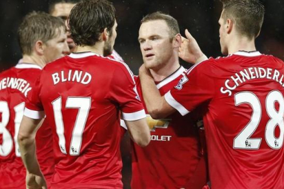 Rooney celebra el gol triunfo del Manchester United.