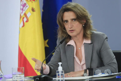 La ministra de Energía, Teresa Ribera, ayer en el Congreso. FERNANDO ALVARADO