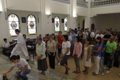 Algunos de los voluntarios celebraron ayer un encuentro.