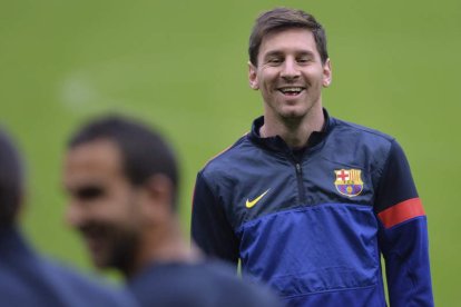 Messi se entrenó ayer. El argentino es la baza que maneja el Barça para remontar al Bayern.