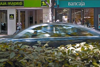 Sucursales de Caja Madrid y de Bancaja antes de fusionarse en Bankia.