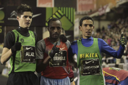 Aláiz junto a Bekele y Lamdassem, podio en la San Silvestre 2012.