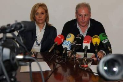 Manoli Ordás y Demetrio Alfonso Canedo, en la rueda de prensa