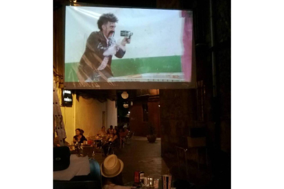 Cine al aire libre en la plaza Santo Martino el verano pasado