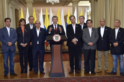 El presidente de Colombia en el momento de reconocer el triunfo del ‘no’ en el plebiscito. J. PABLO BELLO