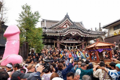 Imagen de las celebraciones del 'Kanamara Matsuri', el pasado 6 de abril.