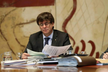 El presidente de la Generalitat, Carles Puigdemont. TONI ALBIR