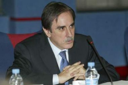 Gómez, quien asistió ayer al pleno de la Comisión Nacional de Seguridad y Salud en el Trabajo.