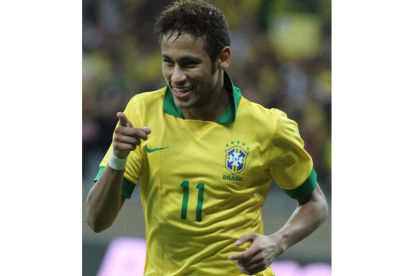 Neymar genera más de 12 millones al año en publicidad.
