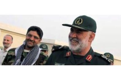 El general Nourali Shushtari, uno de los dos comandantes asesinados en el ataque suicida.