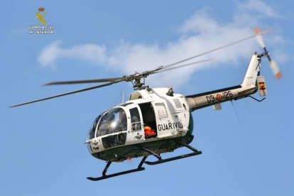 Helicóptero de salvamento de la Guardia Civil