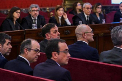 Jordi Sànchez, Jordi Turull, Josep Rull y Oriol Junqueras durante el juicio del ’procés’ en el Tribunal Supremo.