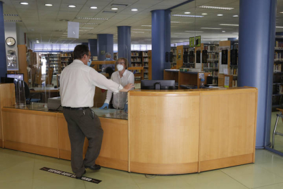 Biblioteca pública de León. FERNANDO OTERO