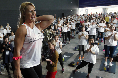 En Barcelona una sesión de fitness con más de 200 personas, en 2016. EFE/MARTA PEREZ