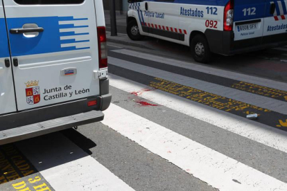 El herido fue trasladado en una UVI móvil.