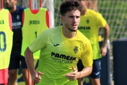 Fabio Blanco llega cedido del Villarreal a la Cultural hasta final de esta temporada. DL