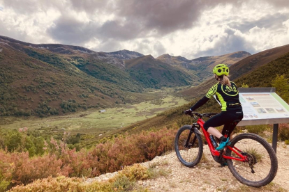 La Mirada Circular, la serie de rutas para bicicletas de montaña y senderismo, atrae todos los años a un buen número de deportistas al Bierzo. AYTO. SANCEDO