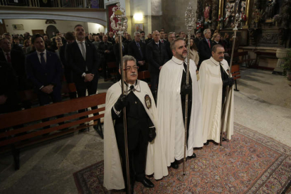 Toma de posesión del nuevo abad de la Real Cofradía de Minerva y la Santa Vera Cruz. FERNANDO OTERO