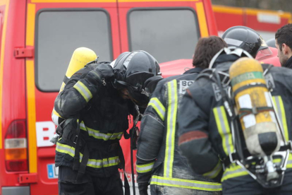Imagen de archivo de los bomberos de Ponferrada. L. DE LA MATA