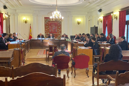 El juicio inicial se celebró en León en febrero de 2020. RAMIRO