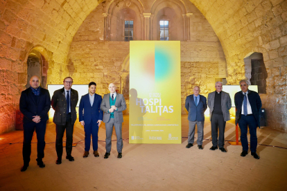 Autoridades participantes en la presentación del cartel de Las Edades del Hombre. R. VALTERO