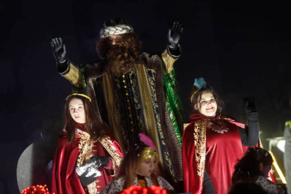 Cabalgata de los Reyes Magos en León. F. OTERO PERANDONES