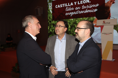 Asistentes al acto para promocionar el turismo de Castilla Leon. ICAL