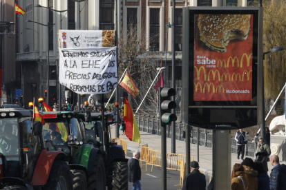 El campo estalla con una nueva tractorada en León.