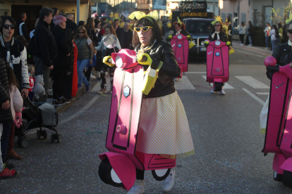 Camponaraya se echó a la calle en domingo para poner un epílogo al Carnaval en el Bierzo