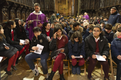 Encuentro de Escuelas Católicas en la Catedral de León