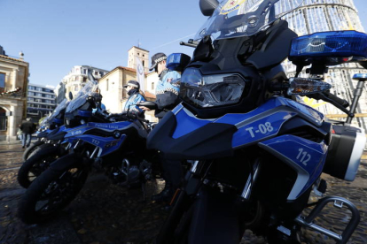 Imagen de las motos actuales de la Policía Local de León.