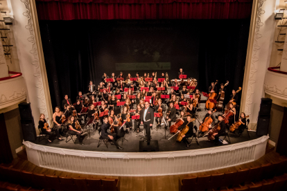 La Orquesta Sinfónica de Ponferrada, en el Teatro Bergidum.